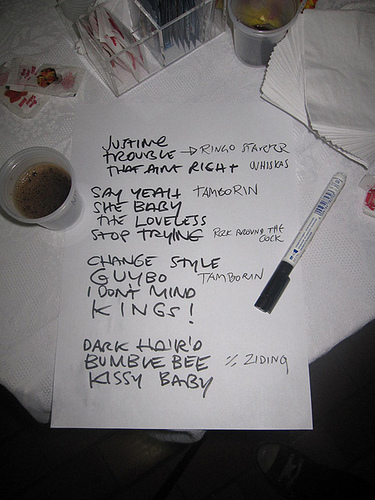 Heavy Trash - Sesc, Bauru, Brazil (15 April 2009)