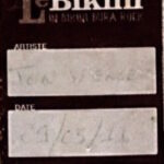 Le Weekend Des Curiosites, Le Bikini (POSTER, FRANCE) 2011.05.29